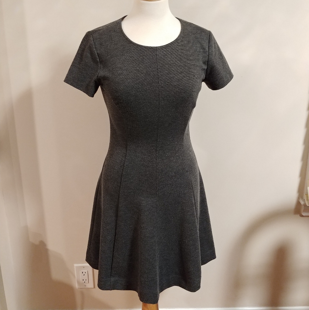Uniqlo ponte zip up fit & flare short sleeve dress